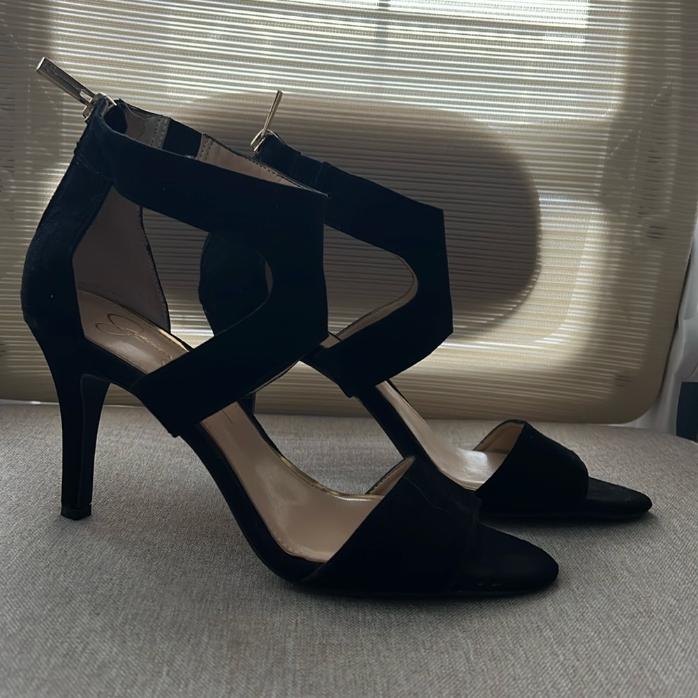 EUC Jessica Simpson black brushed leather heels zip back 9